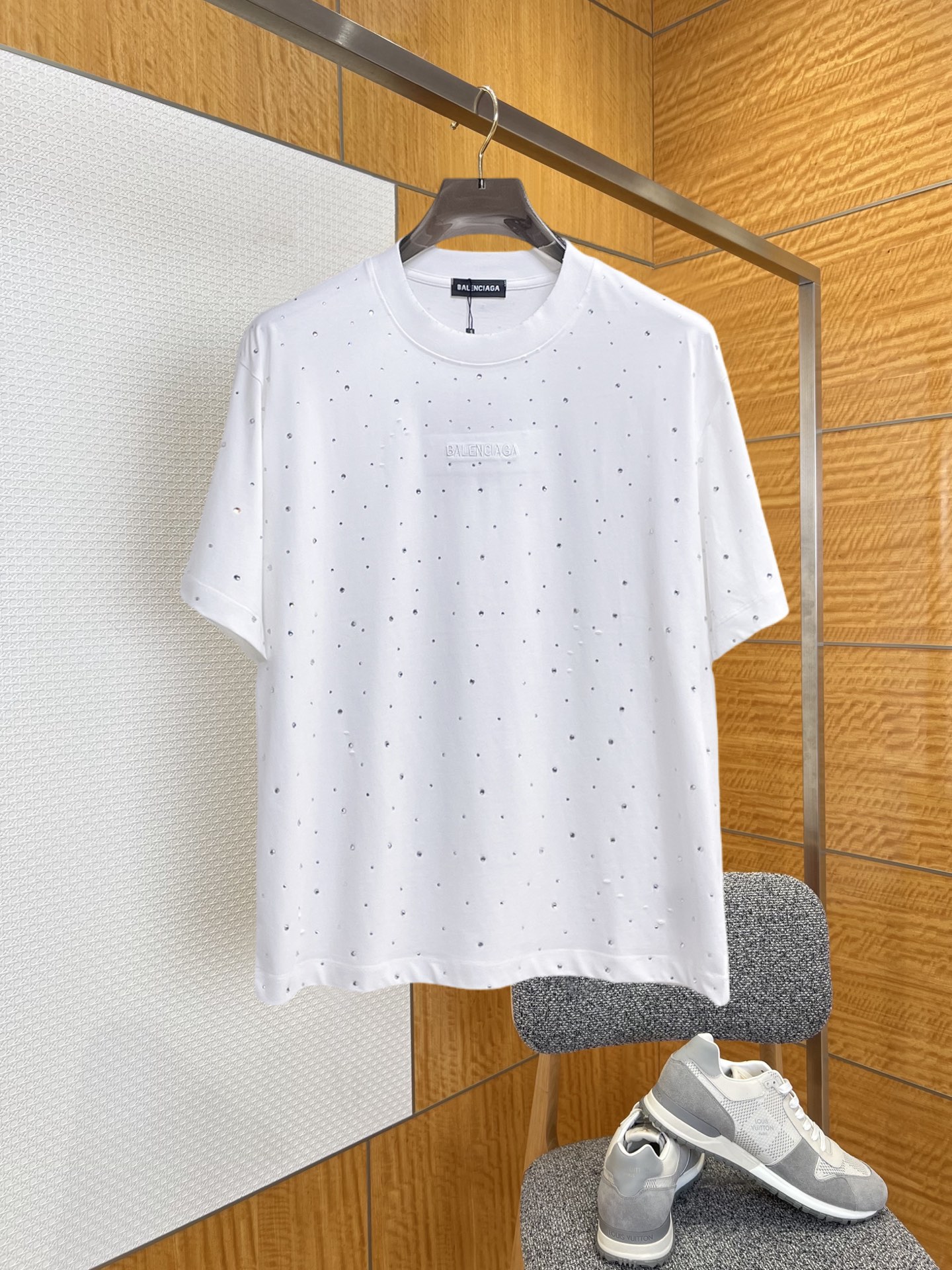 short sleeves
